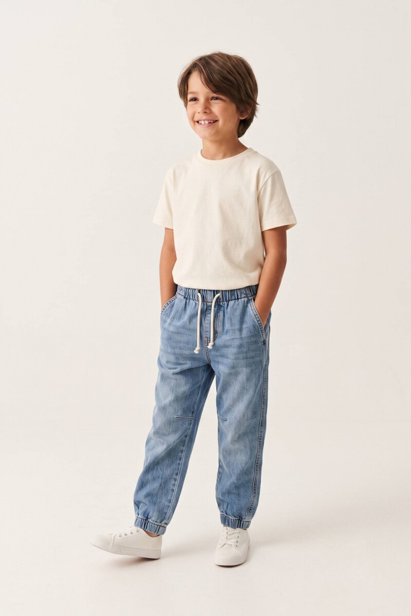 Jogger de jean con cortes JEAN MEDIO