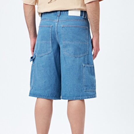 BERMUDA DETALLE Celeste