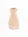 BOTA ULGA PLATAFORMA BEIGE CLARO