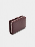 Cartera Con Textura burdeos