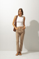 Nust Beige