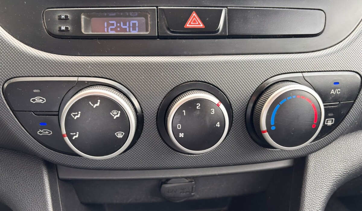 Hyundai Grand I10 Sdn 1.25 GL - 2015 Hyundai Grand I10 Sdn 1.25 GL - 2015