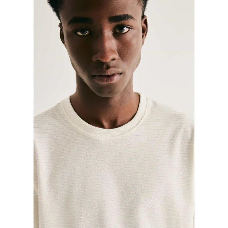 CAMISETA MM BEGE CLARO