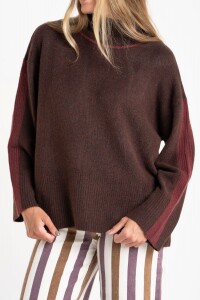 Polera Combinada Marrón Oscuro