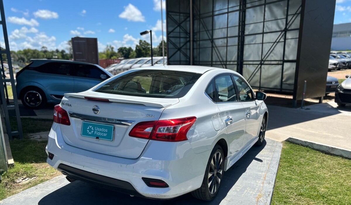 NISSAN SENTRA SR CVT 1.8 2020 NISSAN SENTRA SR CVT 1.8 2020