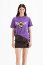 REMERA BEE Violeta