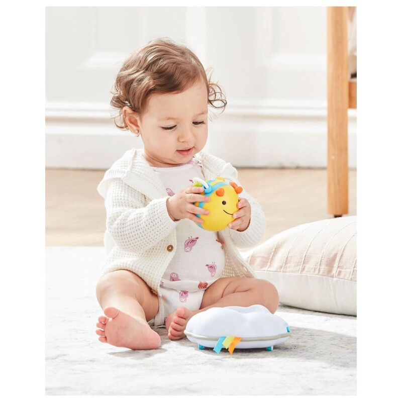 Juguete de bebé para fomentar gatear Abeja Explore & More Follow-Me Bee Crawl Skip Hop Juguete de bebé para fomentar gatear Abeja Explore & More Follow-Me Bee Crawl Skip Hop