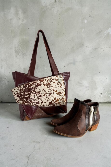 Cartera De Cuero Prisma Marrón Con Print Pintas Cartera De Cuero Prisma Marrón Con Print Pintas