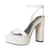 Sandals Uknow3 White 01 Suede