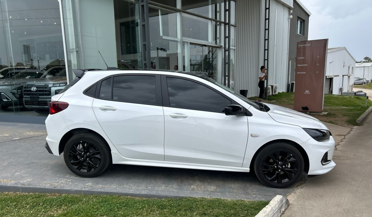 CHEVROLET ONIX RS 1.0 2025 CHEVROLET ONIX RS 1.0 2025