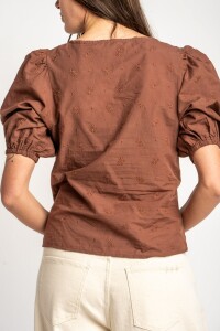 Blusa Bordada Frunces Mocha