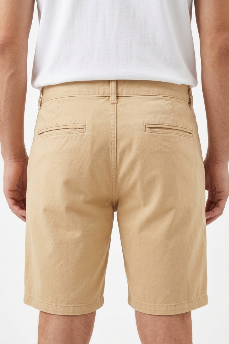 Bermuda con bolsillos KHAKI