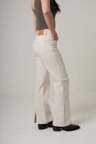 Linn Off White