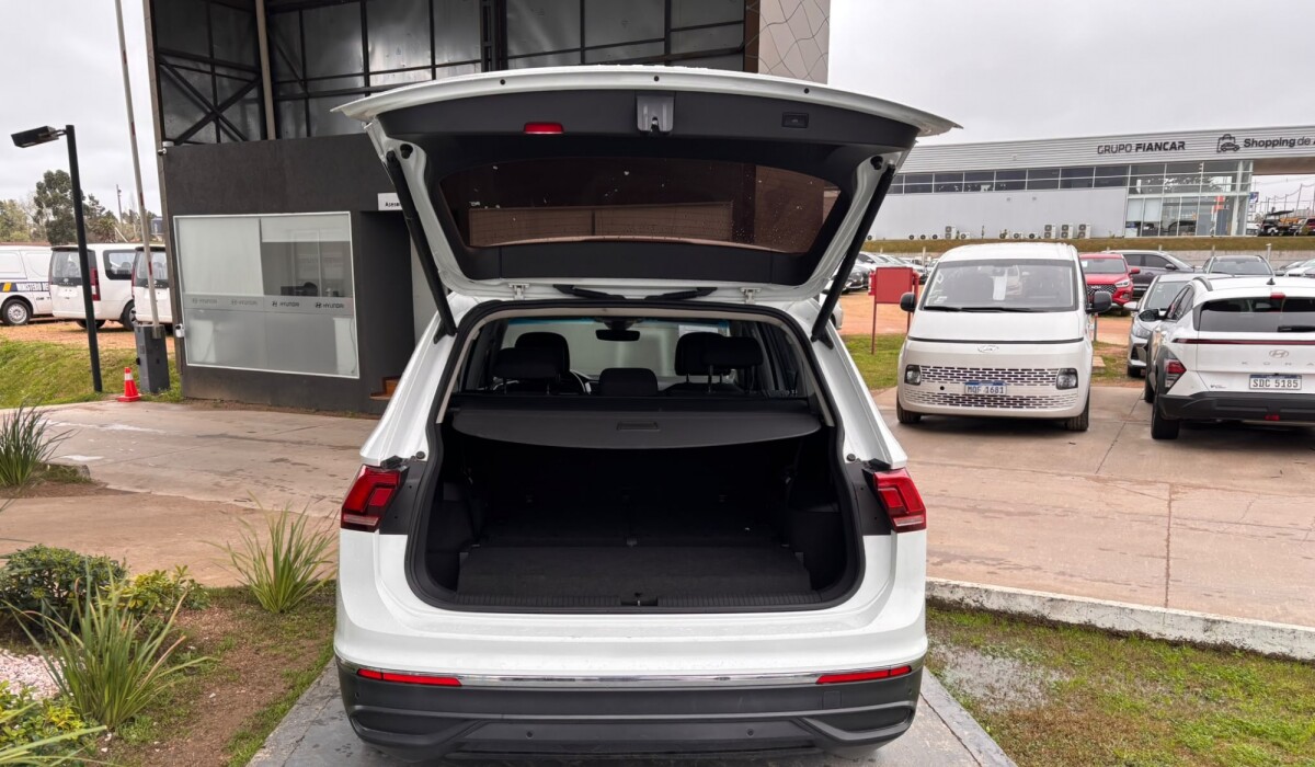 VW Tiguan Life - 2023 VW Tiguan Life - 2023