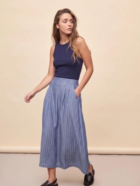 MUSCULOSA ALLIE EYES BASICA AZUL