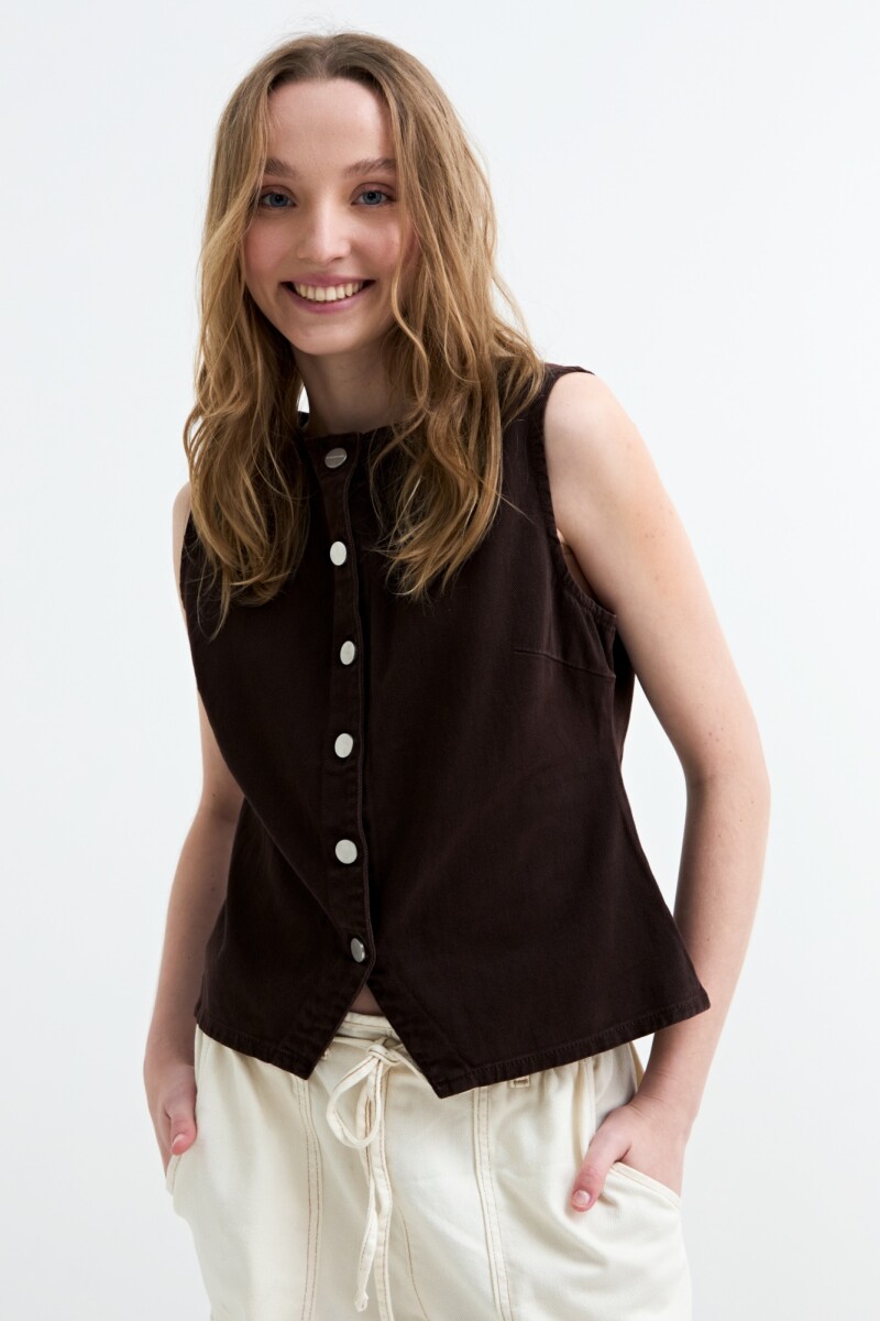 Top denim con botones al frente CHOCOLATE