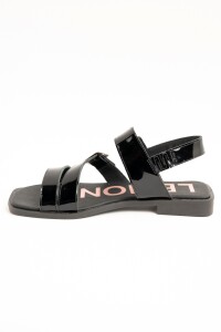Sandalias De Doble Hebilla Negro