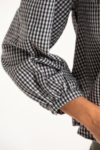 Blusa Gingham Negro