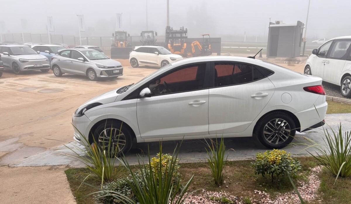 Hyundai HB20S 1.0 Premium - 2022 Hyundai HB20S 1.0 Premium - 2022