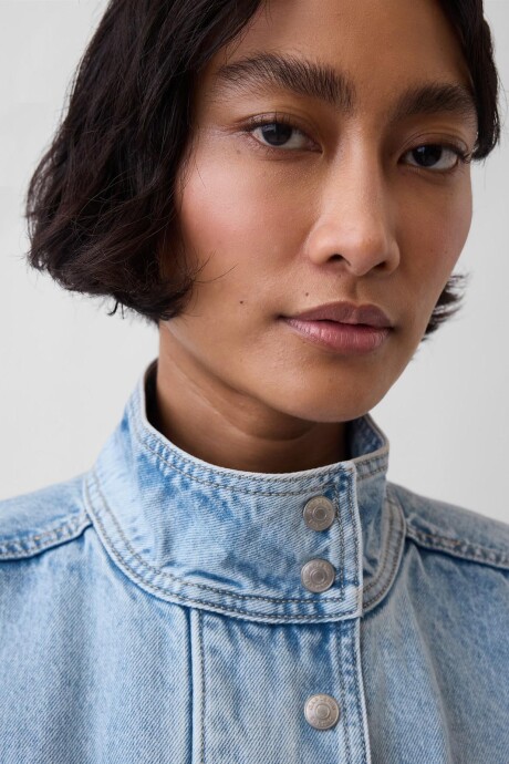 Campera De Jean Bomber Light Wash