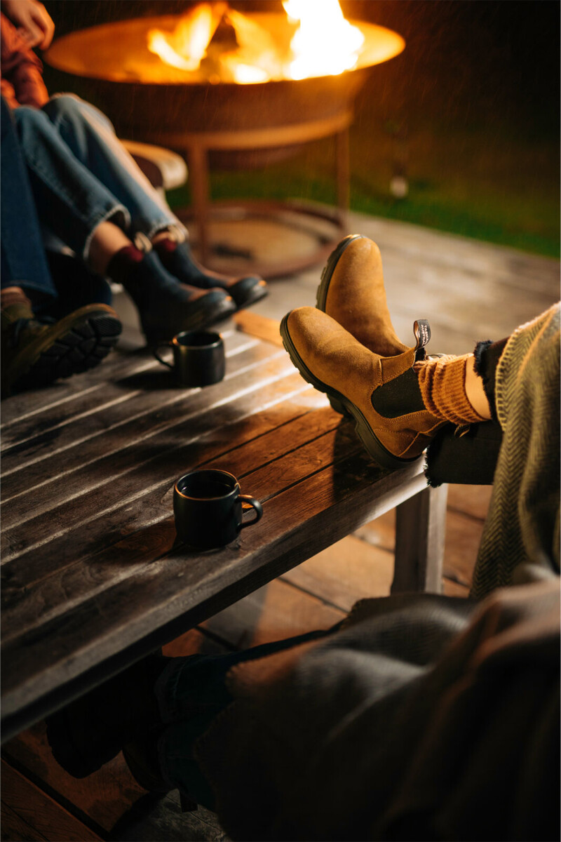 Botas Classic #562 Saddle Brown