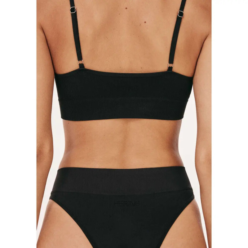 SUTIA FEM PRETO