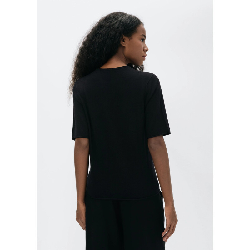 BLUSA FEM PRETO ESCURO