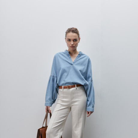 BLUSA TOPO Celeste
