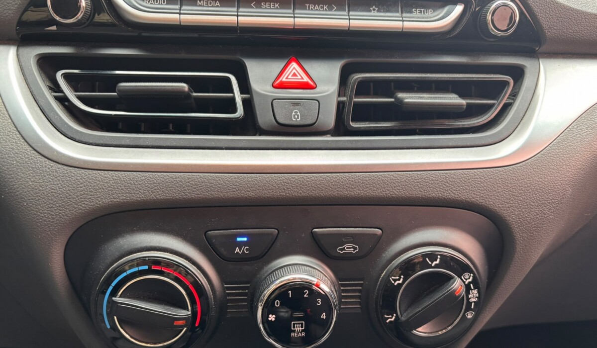Hyundai HB20S 1.0 Premium - 2022 Hyundai HB20S 1.0 Premium - 2022