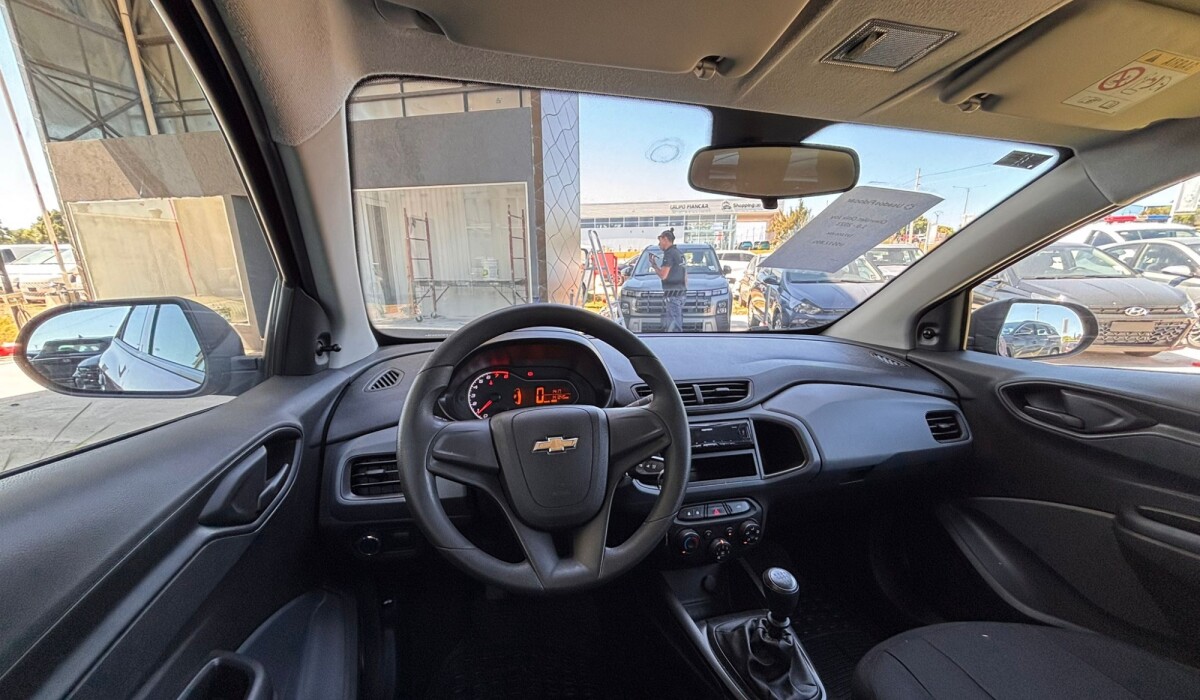 Chevrolet Onix Joy 1.0 - 2023 Chevrolet Onix Joy 1.0 - 2023