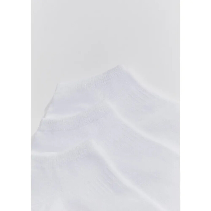 KIT COM 3 PARES MEIAS UNISSEX BRANCO