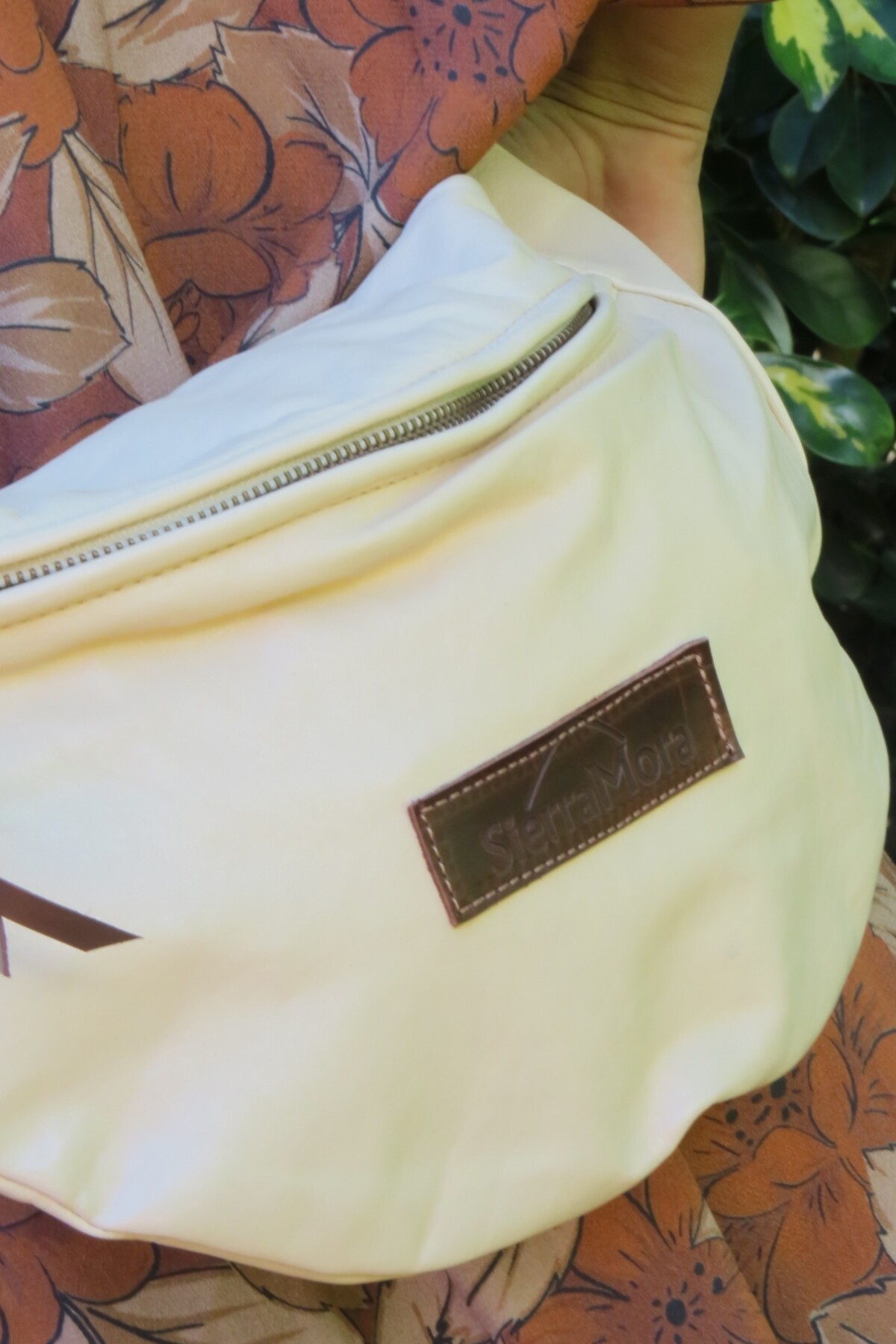 Leather Fanny Pack Avellana
