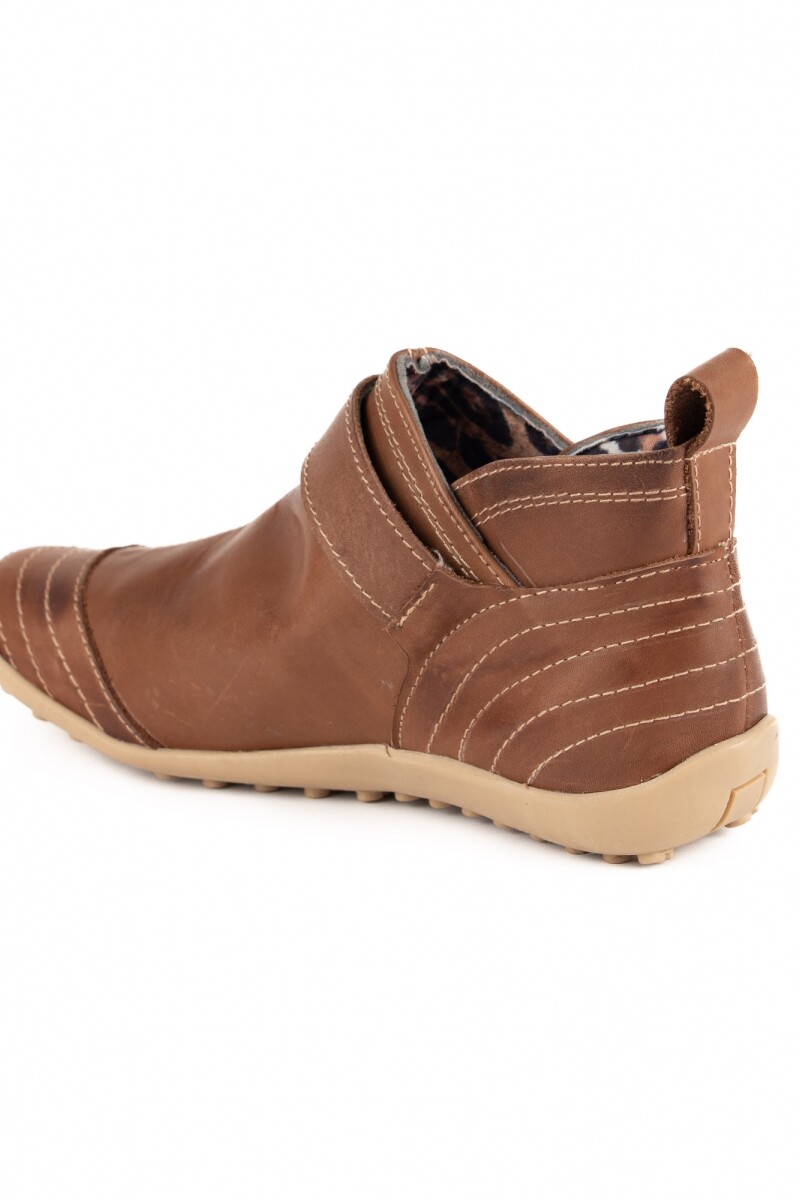 Bota Baja Clásica Cuero Chocolate