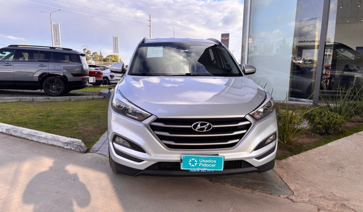 Hyundai Tucson 2.0 Sport AT - 2016 Hyundai Tucson 2.0 Sport AT - 2016