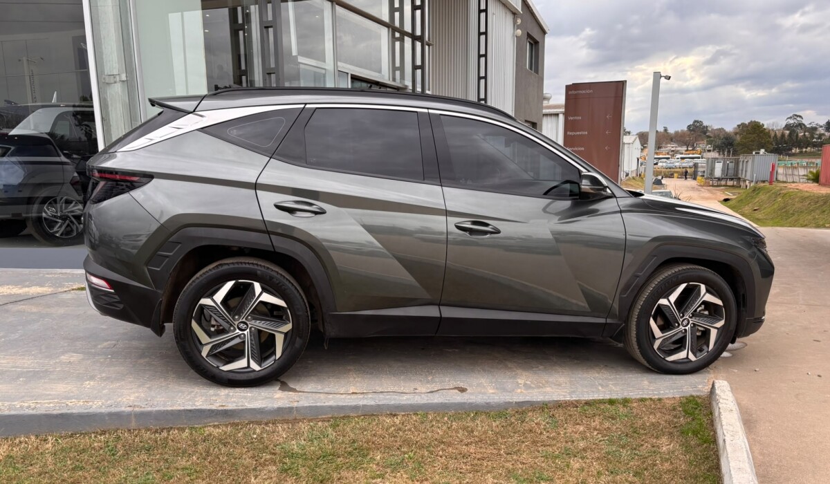 Hyundai Tucson Limited 1,6 HEV - 2024 Hyundai Tucson Limited 1,6 HEV - 2024