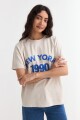 Remera m/c estampada colección Urbana CRUDO