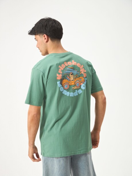 REMERA NOMADS VERDE