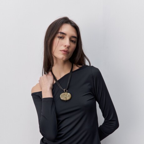 REMERA LEIMA Negro