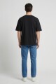 Remera m/c estampa universitaria NEGRO