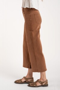 Jean Recto Lavado Chocolate