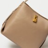 Cartera al hombro The Lock en efecto cuero liso Taupe