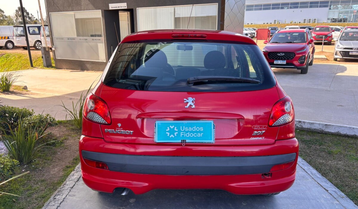 Peugeot 207 1.4 Compact - 2013 Peugeot 207 1.4 Compact - 2013