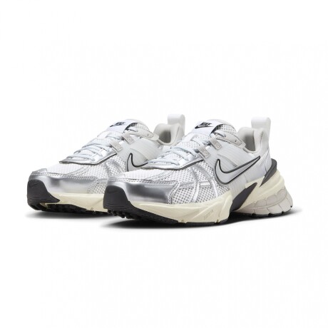 Championes Nike V2k Run White
