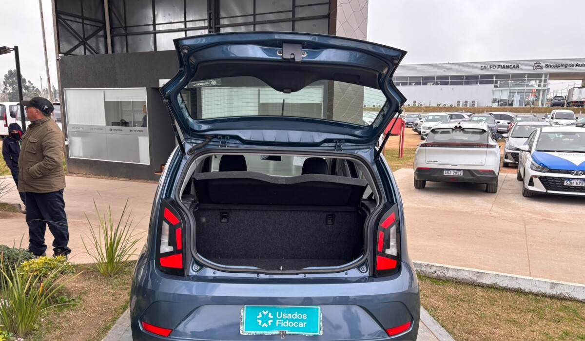 VW UP Move - 2018 VW UP Move - 2018