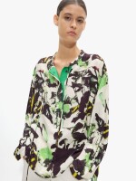 Blusa Fluida Estampada multicolor