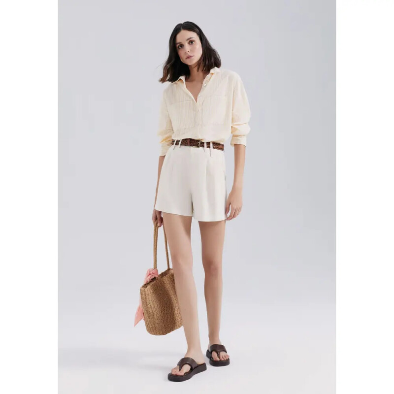 SHORTS FEM BEGE