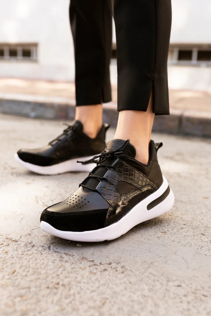 DEPORTIVO IVY Negro