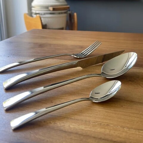 Tenedor de mesa Vechio | Por unidad Tenedor de mesa Vechio | Por unidad