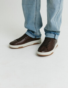070046 CALZADO FREEWAY SOUL 01 Marron Oscuro