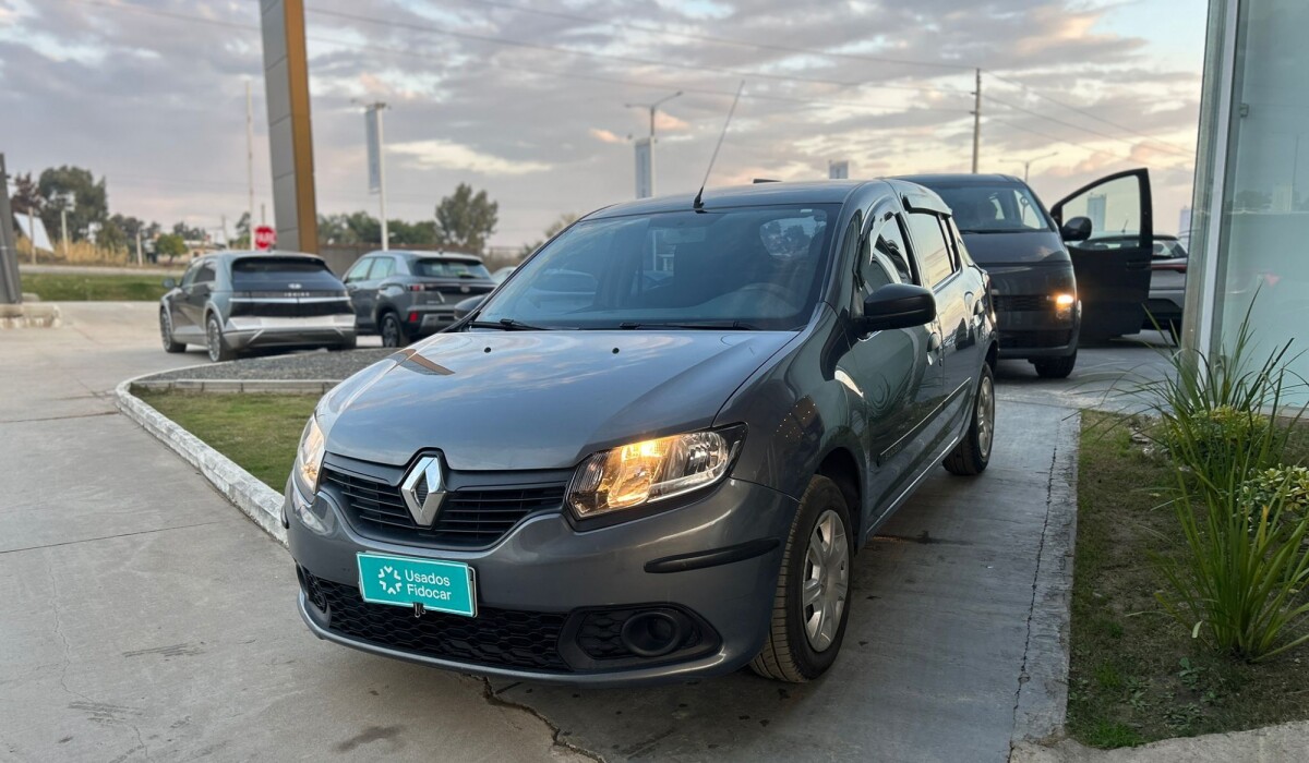 Renault Sandero Autentique Full - 2017 Renault Sandero Autentique Full - 2017